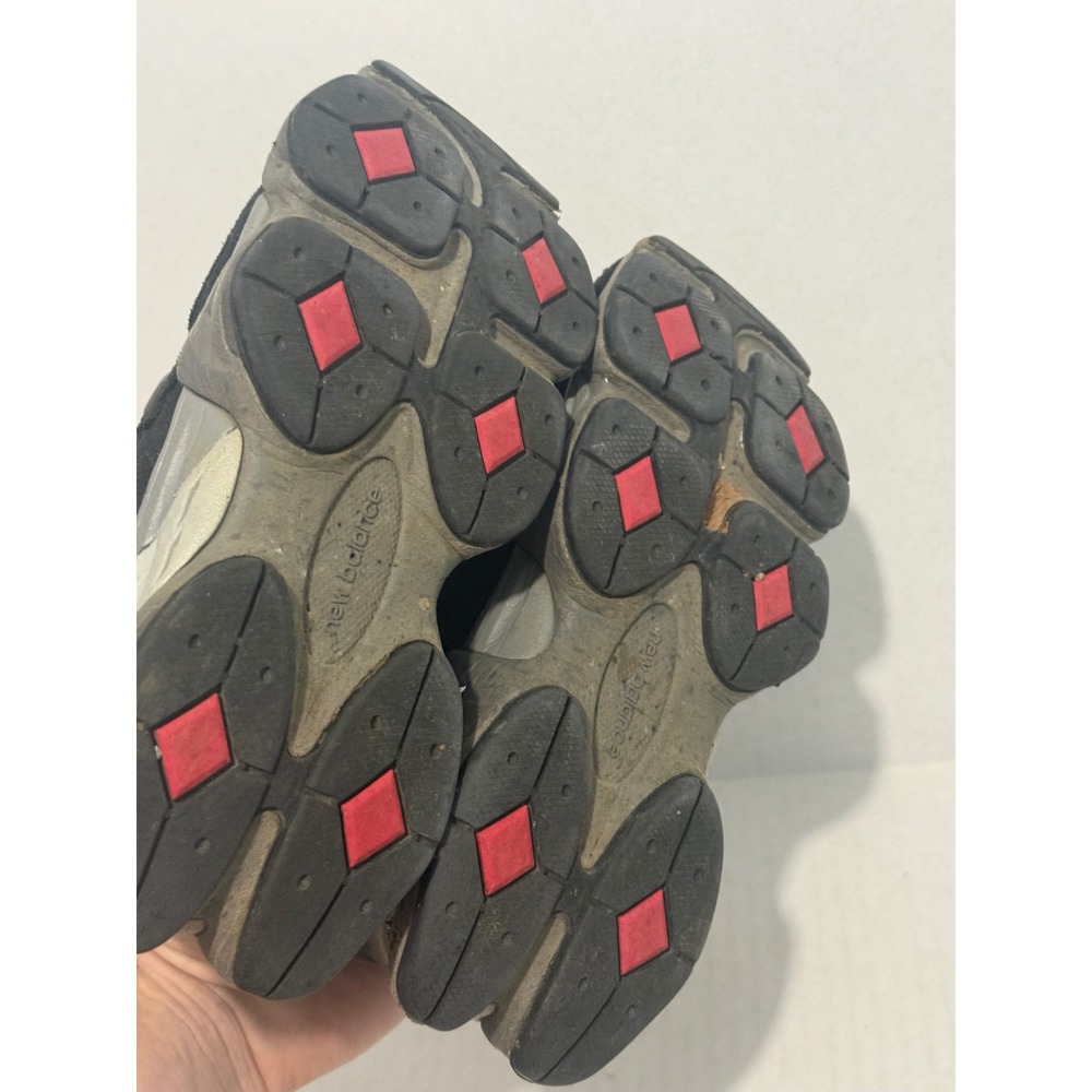New Balance 9060 Boys Athletic Sneaker 2 Black Good Chunky PC9060BK - Picture 6 of 7